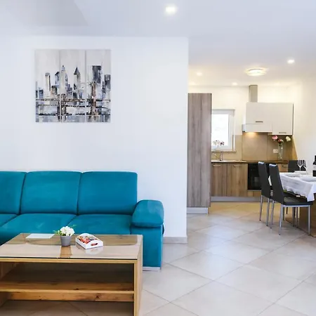 Mirela Apartamento Koper