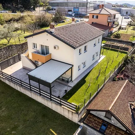 Mirela Lejlighed Koper